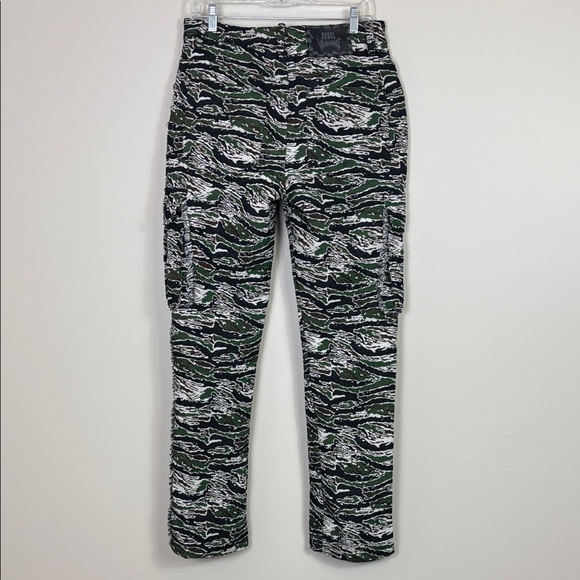 Rebel Vengeance Camouflage Cargo Pants Sz 30 - Picture 9 of 11